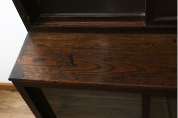 和製アンティーク　大正〜昭和初期　古い木の味わいが素敵な二段重ね収納棚(食器棚、カップボード、飾り棚、陳列棚、戸棚、キャビネット、バラ売り可能)(R-083110)