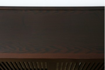 中古　美品!!　三面栗(クリ)材　落ち着いたデザインの水屋箪笥サイドボード　(R-083112)