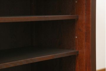 中古　美品!!　三面栗(クリ)材　引き出し4杯付き　落ち着いたデザインの水屋箪笥サイドボード(リビングボード、サイドキャビネット、食器棚、カップボード、収納棚、戸棚)(R-083113)