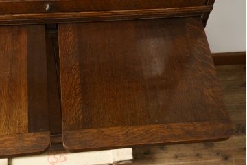 和製アンティーク　高級品!!　黒澤貞次郎　作業台付き　古い楢(ナラ)材のスライド扉　山葉(ヤマハ)家具風の上質なスタッキングブックケース(本棚、本箱、書棚、戸棚、収納棚、キャビネット)(R-083115)