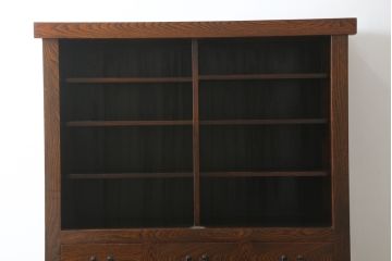 中古　超美品!!　三面欅(ケヤキ)材　格子戸　職人技が光る頑丈で丁寧な作りの水屋箪笥(キャビネット、食器棚、カップボード、収納棚、戸棚)(R-083120)