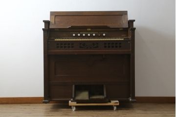 ジャンク品　和製アンティーク　昭和初期　YAMAHA(山葉・ヤマハ)　クラシカルなデザインが目を引く上質な楢(ナラ)材のオルガン(オブジェ、ディスプレイ)(R-083123)