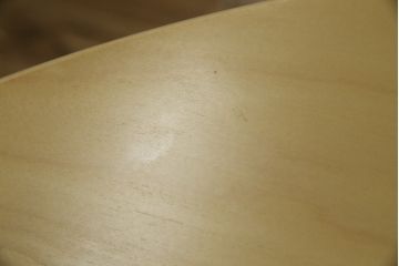 中古　超美品　フィンランド　Artek(アルテック)　Alvar Aalto(アルヴァ・アアルト)デザイン　95テーブル　ナチュラルラッカー　木のぬくもりと優しいフォルムが素敵なセミサークルテーブル(ラウンドテーブル、ダイニングテーブル、食卓、半円、半月型、北欧)(定価約22万円)(R-083125)