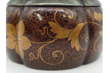 時代物　大名道具　金蒔絵　梨地　阿古陀　香炉(花唐草、籠目火屋、木製、漆器、漆芸、仏具、茶道具、木箱付き)(R-083127)