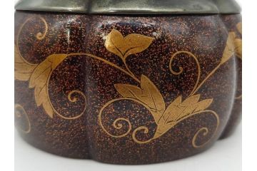 時代物　大名道具　金蒔絵　梨地　阿古陀　香炉(花唐草、籠目火屋、木製、漆器、漆芸、仏具、茶道具、木箱付き)(R-083127)