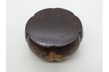 時代物　大名道具　金蒔絵　梨地　阿古陀　香炉(花唐草、籠目火屋、木製、漆器、漆芸、仏具、茶道具、木箱付き)(R-083127)