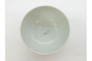 江戸期　古伊万里　染付　柳文が目を引く湯呑み2客セット(湯のみ、ぐい呑み、煎茶、茶器、和食器)(R-083129)