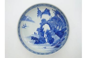 江戸期　古伊万里　染付　約33cm　1尺　大皿　緻密に描かれた山水図が見事な大鉢(深鉢、和皿、和食器、一尺)(R-083130)