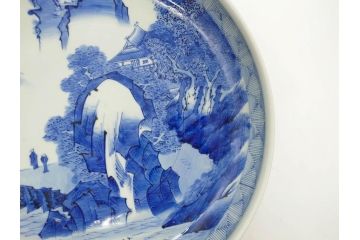 江戸期　古伊万里　染付　約33cm　1尺　大皿　緻密に描かれた山水図が見事な大鉢(深鉢、和皿、和食器、一尺)(R-083130)