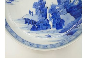 江戸期　古伊万里　染付　約33cm　1尺　大皿　緻密に描かれた山水図が見事な大鉢(深鉢、和皿、和食器、一尺)(R-083130)