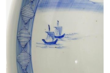 江戸期　古伊万里　染付　約33cm　1尺　大皿　緻密に描かれた山水図が見事な大鉢(深鉢、和皿、和食器、一尺)(R-083130)
