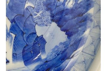 江戸期　古伊万里　染付　約33cm　1尺　大皿　緻密に描かれた山水図が見事な大鉢(深鉢、和皿、和食器、一尺)(R-083130)