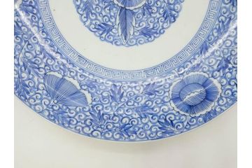 江戸期　古伊万里　染付　線描　花唐草　約41cm　1尺3寸　食卓を爽やかに彩る大皿(和皿、和食器、一尺三寸)(R-083133)
