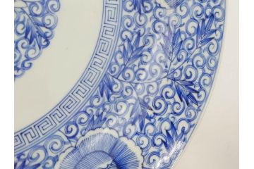江戸期　古伊万里　染付　線描　花唐草　約41cm　1尺3寸　食卓を爽やかに彩る大皿(和皿、和食器、一尺三寸)(R-083133)