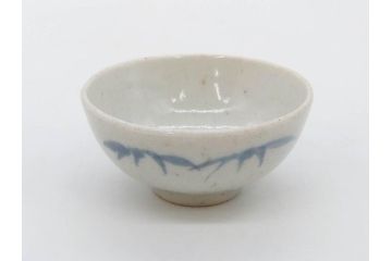 江戸期　古伊万里　染付　渦福　様々な用途に使える猪口4客セット(ススキ、竹、五葉若葉、そば猪口、蕎麦猪口、酒器、杯、盃、おちょこ、湯呑み、湯のみ、和食器)(R-083134)