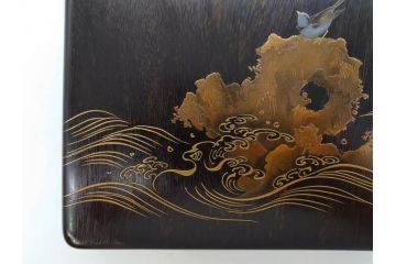 明治期　小川松民　晴川院法印　金銀蒔絵　波千鳥　豪華な蒔絵が素晴らしい!上品な雰囲気漂う硯箱(硯、水滴、水差し、漆器、漆芸、木製、書道具、共箱付き)(R-083136)