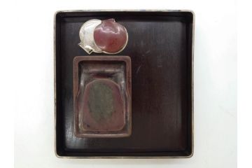 明治期　小川松民　晴川院法印　金銀蒔絵　波千鳥　豪華な蒔絵が素晴らしい!上品な雰囲気漂う硯箱(硯、水滴、水差し、漆器、漆芸、木製、書道具、共箱付き)(R-083136)