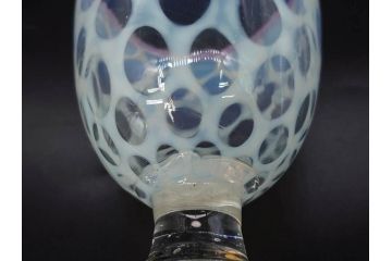 当時物　大正〜昭和初期　棗(なつめ)型　乳白水玉　優しい色合いに魅了される赤縁氷コップ2客セット(なつめ形、吹きガラス、硝子、グラス、和ガラス)(R-083141)