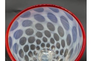 当時物　大正〜昭和初期　棗(なつめ)型　乳白水玉　優しい色合いに魅了される赤縁氷コップ2客セット(なつめ形、吹きガラス、硝子、グラス、和ガラス)(R-083141)