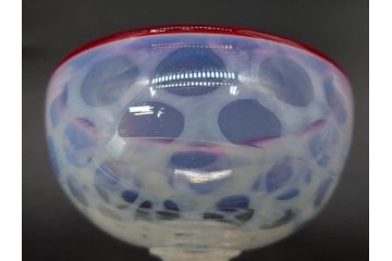 当時物　大正〜昭和初期　碗型　乳白水玉　赤縁　レトロモダンな雰囲気が魅力の氷コップ2客セット(吹きガラス、硝子、グラス、和ガラス)(R-083142)