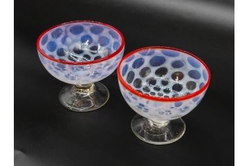 当時物　大正〜昭和初期　碗型　乳白水玉　赤縁　日常に彩を与えてくれる氷コップ2客セット(吹きガラス、硝子、グラス、和ガラス)(R-083143)