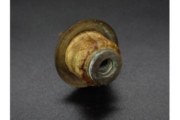 昭和初期〜中期　乳白　醤油差し　気品を感じるガラス瓶3点セット(醤油瓶、調味料入れ、ソース、一輪挿し、花器、花生、花入、花瓶、硝子、ビン)(R-083146)