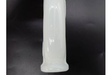 昭和初期〜中期　乳白　醤油差し　気品を感じるガラス瓶3点セット(醤油瓶、調味料入れ、ソース、一輪挿し、花器、花生、花入、花瓶、硝子、ビン)(R-083146)