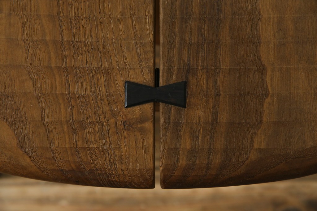 中古　美品　激レア　一点物!!　出展作品の可能性あり!!　木工作家　吉野崇裕　鉋跡仕上げ　美しい木目と力強い構造美が融合した唯一無二のアートチェア(ZEN チェア)　(R-083151)