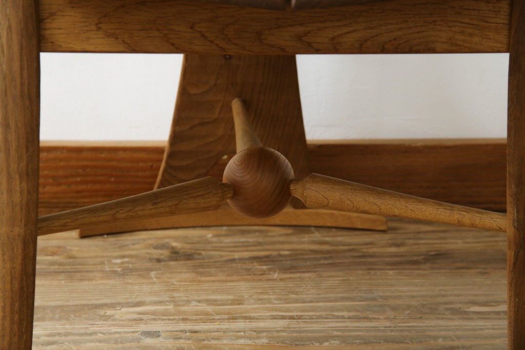 中古　美品　激レア　一点物!!　出展作品の可能性あり!!　木工作家　吉野崇裕　鉋跡仕上げ　美しい木目と力強い構造美が融合した唯一無二のアートチェア(ZEN チェア)　(R-083151)