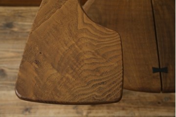 中古　美品　激レア　一点物!!　出展作品の可能性あり!!　木工作家　吉野崇裕　鉋跡仕上げ　美しい木目と力強い構造美が融合した唯一無二のアートチェア(ZEN チェア)　(R-083151)