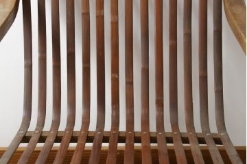 和製ビンテージ　激レア!　補強金具付き　竹興社　城所右文次　EMPRESS BAMBOO　PAT.NO.9520　サイン入り　滑らかな曲線のデザインが美しさと癒しを両立する博物館クラスのバンブーチェア(アームチェア、安楽椅子、イス、椅子、ヴィンテージ)(R-083153)