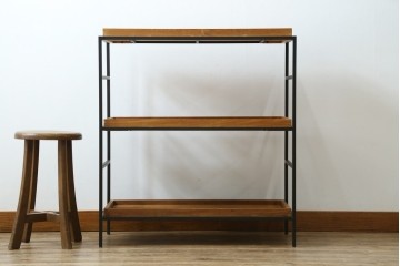 中古　美品　IDEE(イデー)　JATI TUA SHELF(ジャティ  トゥア シェルフ)　Mサイズ　オシャレデザインの空間に心地よく馴染むシェルフ　定価約12万円　(R-083157)