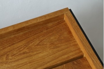 中古　美品　IDEE(イデー)　JATI TUA SHELF(ジャティ  トゥア シェルフ)　Mサイズ　オシャレデザインの空間に心地よく馴染むシェルフ　定価約12万円　(R-083157)