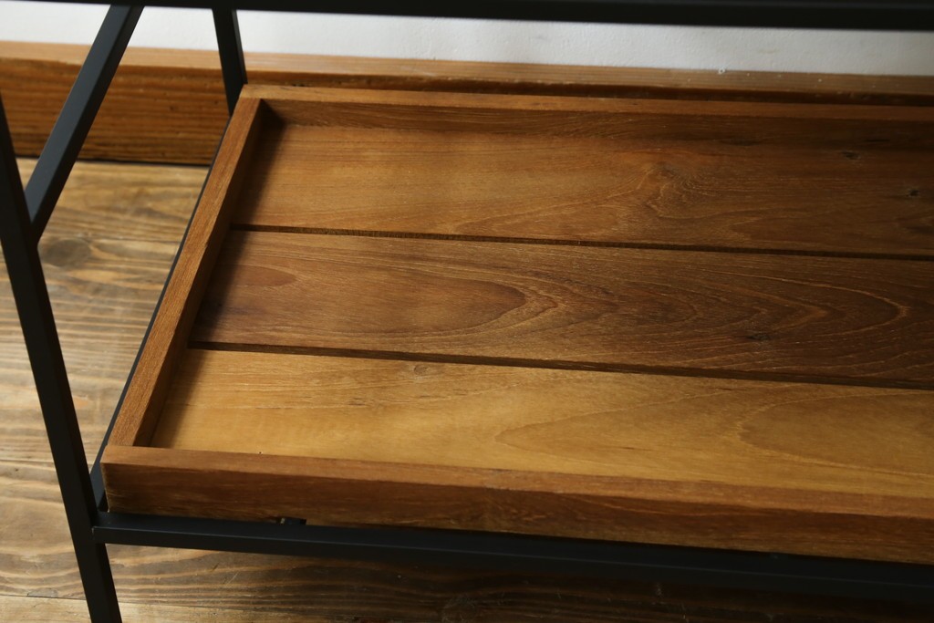 中古　美品　IDEE(イデー)　JATI TUA SHELF(ジャティ  トゥア シェルフ)　Mサイズ　オシャレデザインの空間に心地よく馴染むシェルフ　定価約12万円　(R-083157)