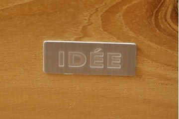 中古　美品　IDEE(イデー)　JATI TUA SHELF(ジャティ  トゥア シェルフ)　Mサイズ　オシャレデザインの空間に心地よく馴染むシェルフ　定価約12万円　(R-083157)