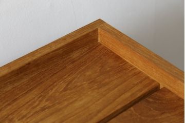 中古　美品　IDEE(イデー)　JATI TUA SHELF(ジャティ  トゥア シェルフ)　Mサイズ　オシャレデザインの空間に心地よく馴染むシェルフ(オープンシェルフ、オープンラック、ディスプレイラック、陳列棚)(定価約12万円)(R-083157)