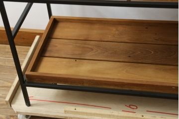 中古　美品　IDEE(イデー)　JATI TUA SHELF(ジャティ  トゥア シェルフ)　Mサイズ　オシャレデザインの空間に心地よく馴染むシェルフ(オープンシェルフ、オープンラック、ディスプレイラック、陳列棚)(定価約12万円)(R-083157)