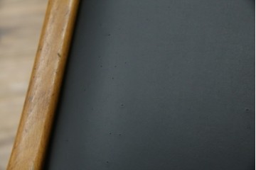 和製ビンテージ　九州　高級日田家具　アサヒ木工(アサヒファニチャー)　ビーチ材　合皮　北欧デザインがおしゃれ!!座り心地と美しさを兼ね備えたアームレスチェア(ダイニングチェア、イス、椅子、ヴィンテージ)(R-083158)