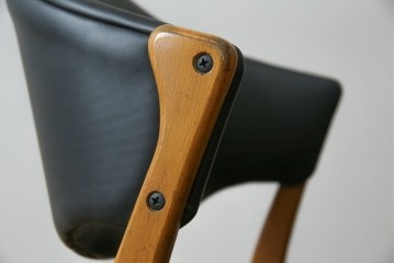 和製ビンテージ　九州　高級日田家具　アサヒ木工(アサヒファニチャー)　ビーチ材　合皮　北欧デザインがおしゃれ!!座り心地と美しさを兼ね備えたアームレスチェア(ダイニングチェア、イス、椅子、ヴィンテージ)(R-083158)