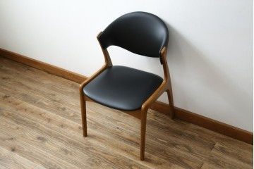 和製ビンテージ　九州　高級日田家具　アサヒ木工(アサヒファニチャー)　ビーチ材　合皮　北欧デザインがおしゃれ!!座り心地と美しさを兼ね備えたアームレスチェア(ダイニングチェア、イス、椅子、ヴィンテージ)(R-083158)