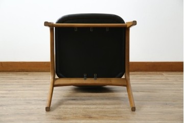 和製ビンテージ　九州　高級日田家具　アサヒ木工(アサヒファニチャー)　ビーチ材　合皮　北欧デザインがおしゃれ!!座り心地と美しさを兼ね備えたアームレスチェア(ダイニングチェア、イス、椅子、ヴィンテージ)(R-083158)