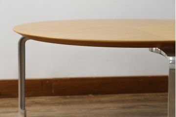 中古　超美品!!　IDEE(イデー)　長大作デザイン　YABANE LOW TABLE ROUND(矢羽ローテーブル/円)　矢羽　杢目の接ぎを活かしたデザインが印象的なローテーブル(ラウンドテーブル、丸テーブル、リビングテーブル、センターテーブル)(定価約30万円)(R-083159)