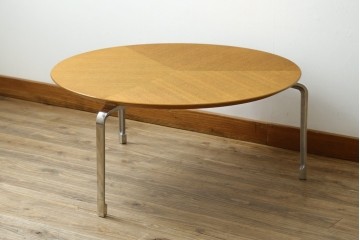 中古　超美品!!　IDEE(イデー)　長大作デザイン　YABANE LOW TABLE ROUND(矢羽ローテーブル/円)　矢羽　杢目の接ぎを活かしたデザインが印象的なローテーブル　定価約30万円　(R-083159)