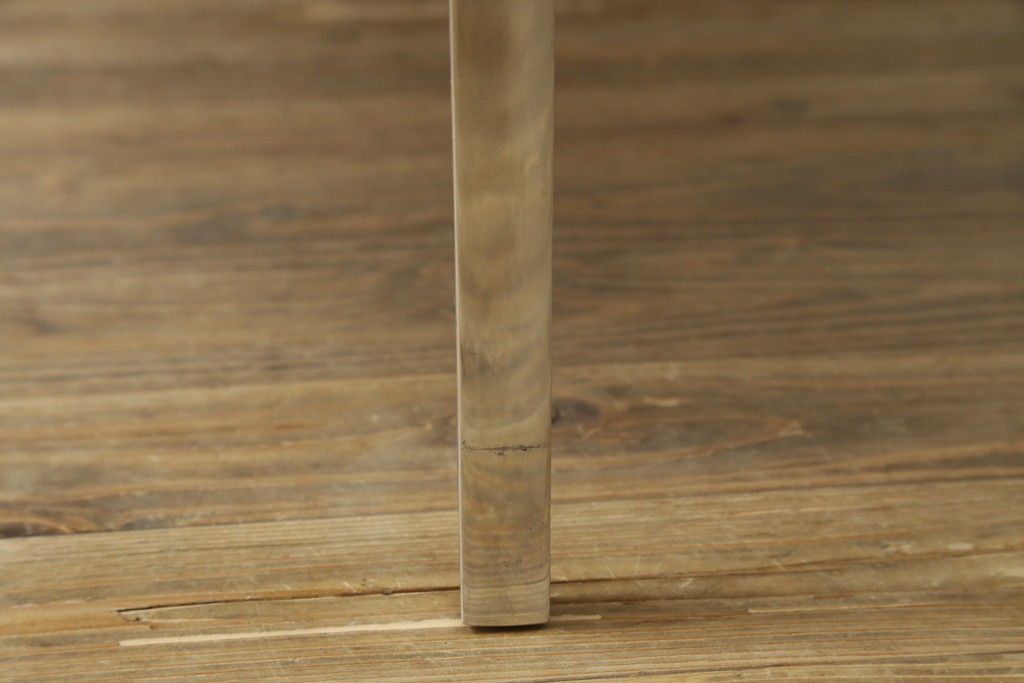 中古　超美品!!　IDEE(イデー)　長大作デザイン　YABANE LOW TABLE ROUND(矢羽ローテーブル/円)　矢羽　杢目の接ぎを活かしたデザインが印象的なローテーブル　定価約30万円　(R-083159)