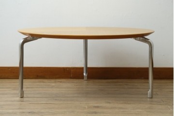 中古　超美品!!　IDEE(イデー)　長大作デザイン　YABANE LOW TABLE ROUND(矢羽ローテーブル/円)　矢羽　杢目の接ぎを活かしたデザインが印象的なローテーブル　定価約30万円　(R-083159)