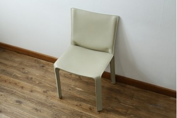 中古　美品　Cassina(カッシーナ)　412　CAB(キャブ)　MARIO BELLINI(マリオベリーニ)　アイボリー　シンプルモダンな空間づくりに活躍するアームレスチェア　定価約23万円　(R-083161)