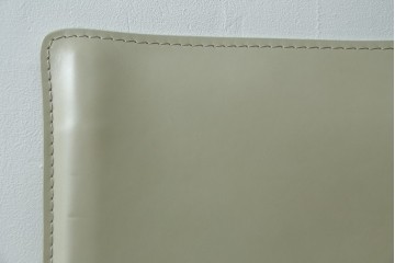 中古　美品　Cassina(カッシーナ)　412　CAB(キャブ)　MARIO BELLINI(マリオベリーニ)　アイボリー　シンプルモダンな空間づくりに活躍するアームレスチェア　定価約23万円　(R-083161)