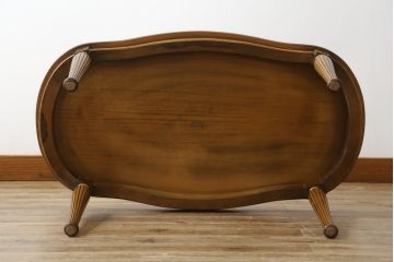 中古　美品　Medea(メデア)　優雅な曲線美と彫刻脚のエレガントなローテーブル(センターテーブル、サイドテーブル、リビングテーブル)(R-083162)