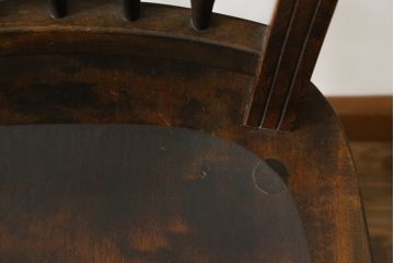 中古　松本民芸家具　クラシカルなダイニングづくりにぴったりの安川式スピンドルチェア4脚セット(板座チェア、ダイニングチェア、椅子、イス、バラ売り可能)(R-083164)