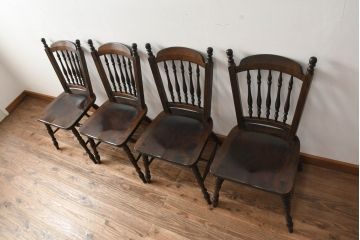 中古　松本民芸家具　クラシカルなダイニングづくりにぴったりの安川式スピンドルチェア4脚セット(板座チェア、ダイニングチェア、椅子、イス、バラ売り可能)(R-083164)